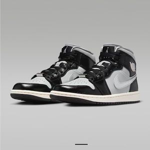 Nike Air Jordan 1 Mid SE Black/Grey/Metallic Silver Size 8.5